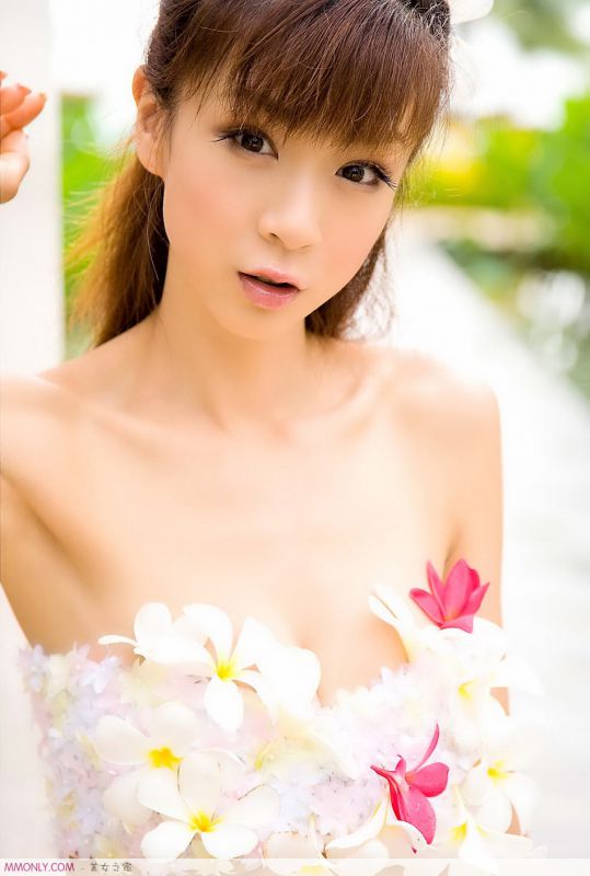 日本美女cosplay护士经典美臀写真