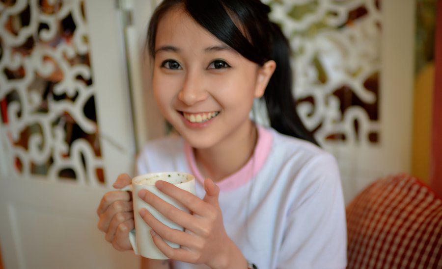 清纯萌妹子迷人高清写真