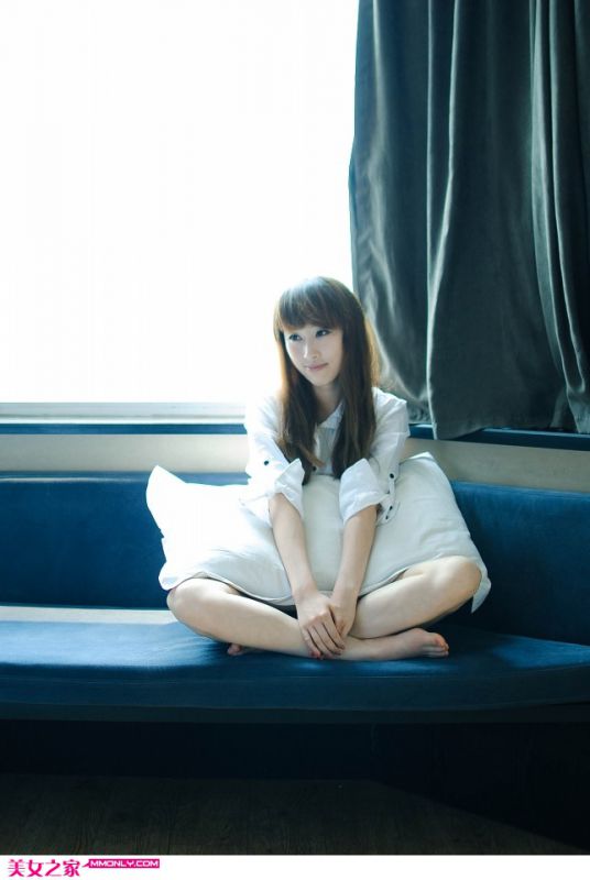 妩媚美女私房诱人写真