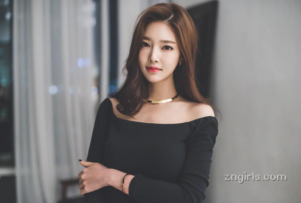 韩国美女模特Jung Yoon性感内衣摄影图片