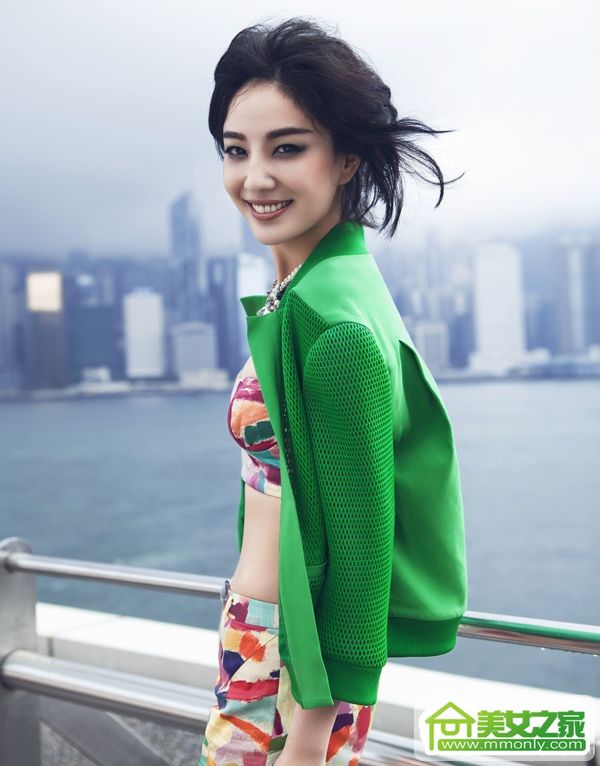 美女郑希怡时尚高清写真