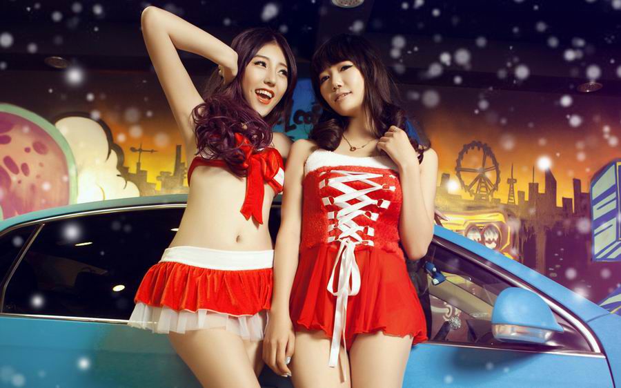 极品圣诞美女与豪车倾情写真图片