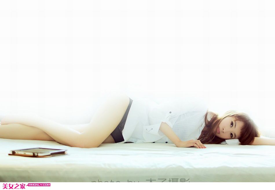 妩媚美女私房诱人写真