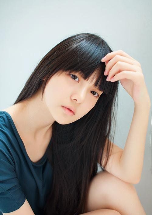 90后萌妹子唯美清新写真