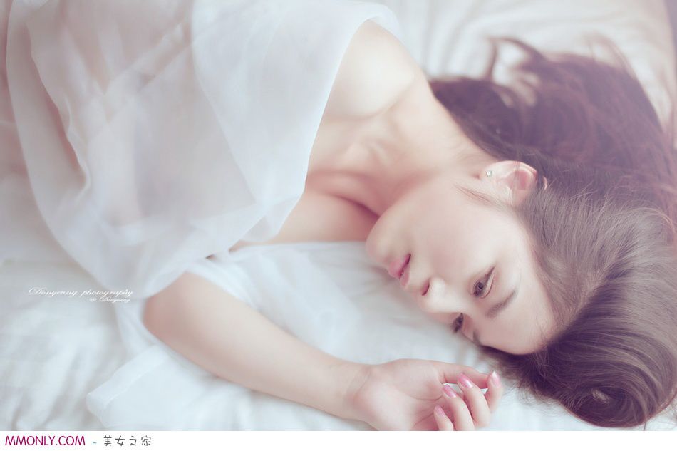 清新小美女私房迷人写真