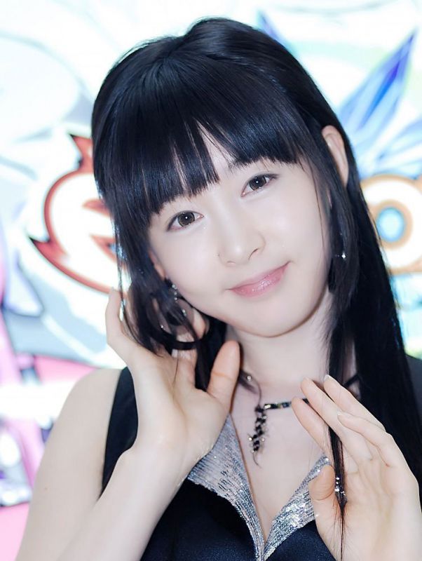韩国车模李佳娜性感迷人写真