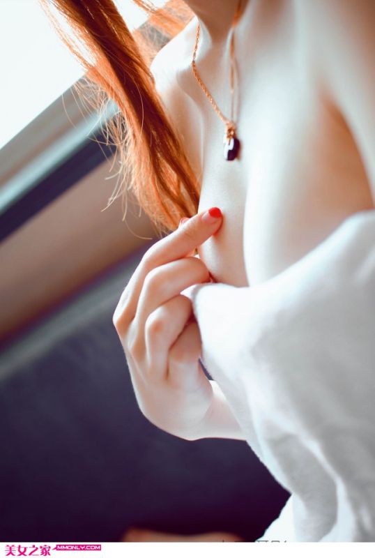 妩媚美女私房诱人写真