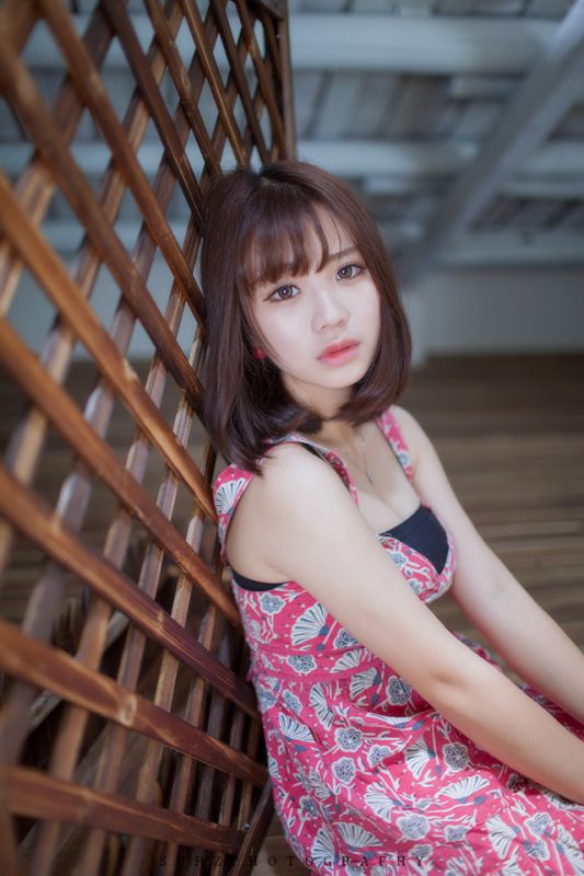 清纯可人小美女高清私房