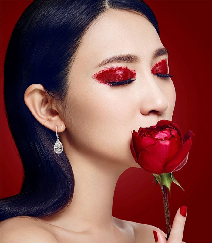 李小冉时尚芭莎性感大片