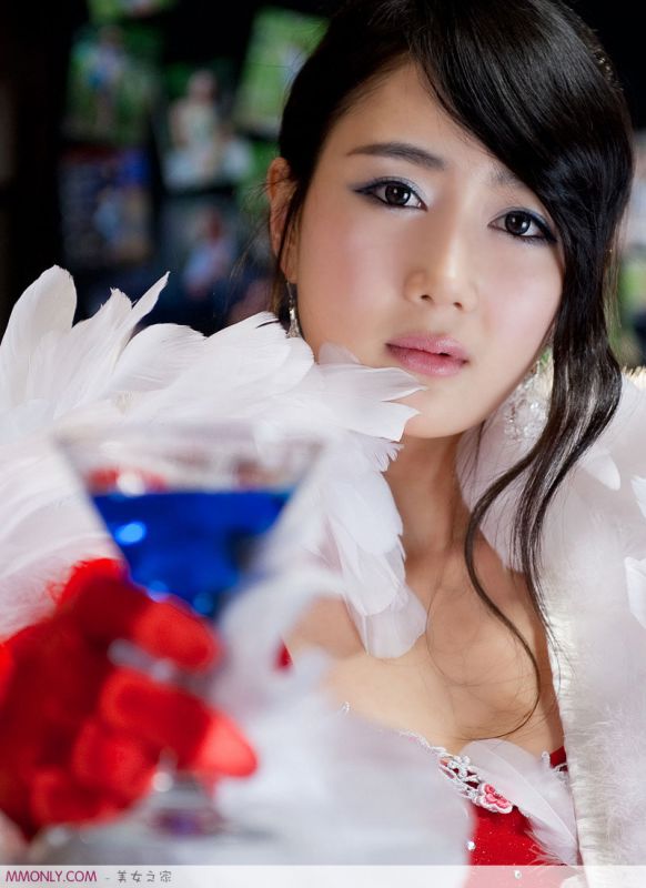 韩国妩媚美女高清迷人写真