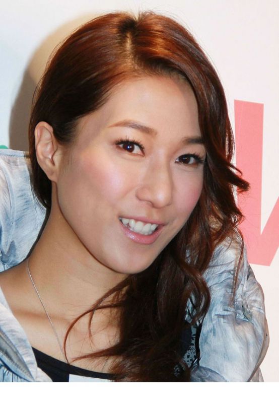 港星钟嘉欣气质唯美图片