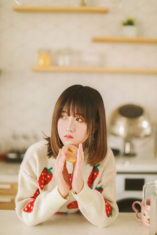 短发美女长腿白丝极品图库诱惑性感写真图片