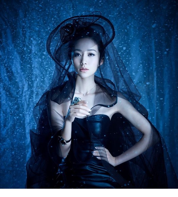 韩雪魔幻新娘婚纱写真