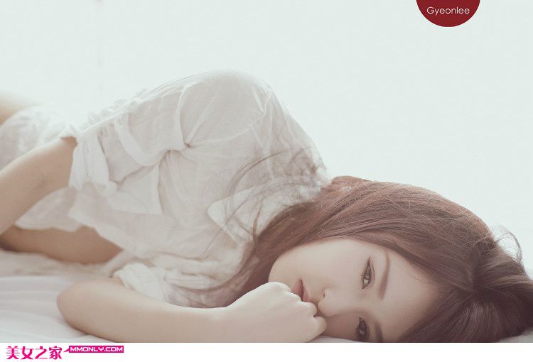 妩媚美女私房诱惑写真
