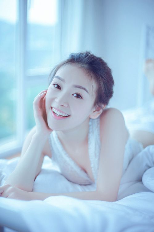 清纯小美女高清私房写真