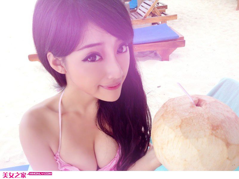 比基尼美女刘凡菲性感诱人写真