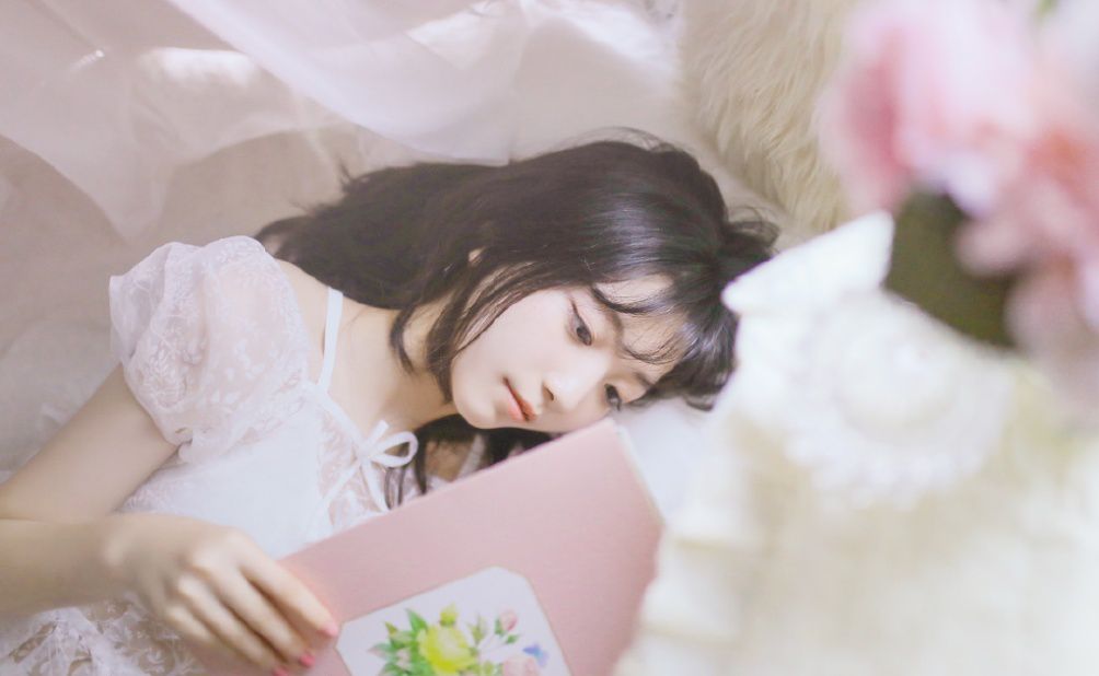日本清纯少女极品美腿私房写真图片第4张