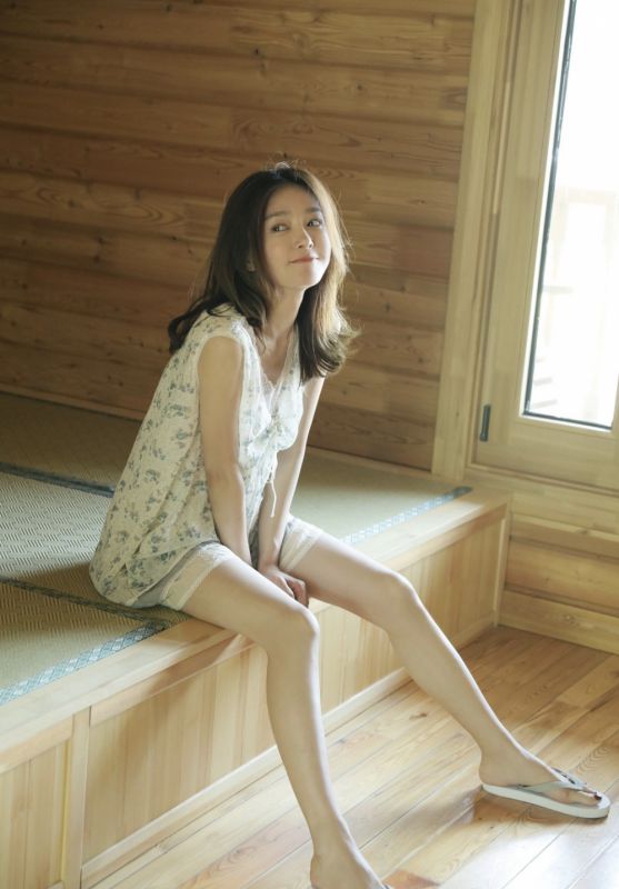 丝袜美女床上108种姿势性感国模嫩苞私房人体写真