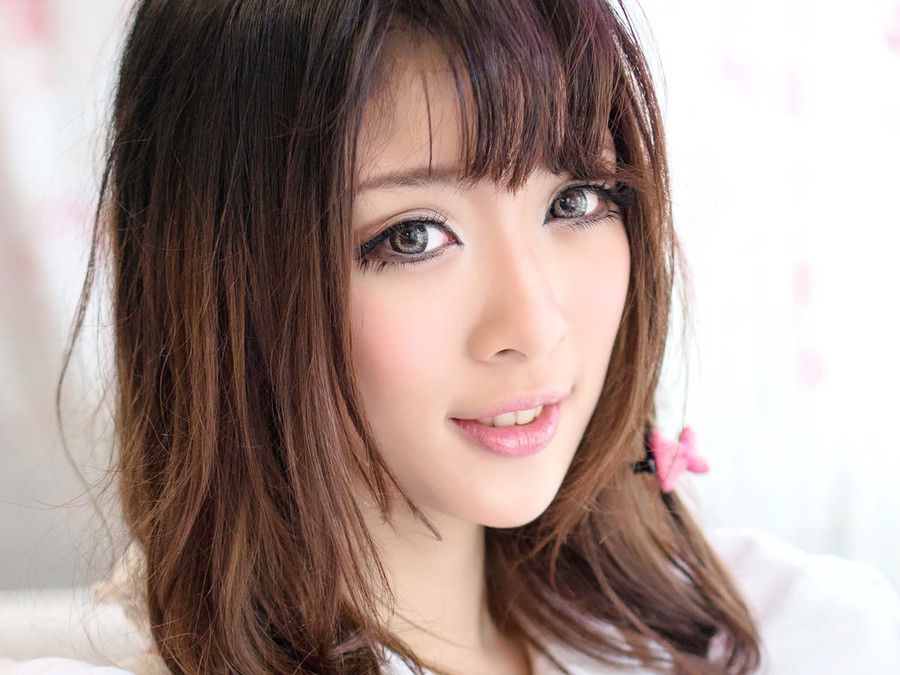 清纯萌妹子性感女仆装上演制服诱惑