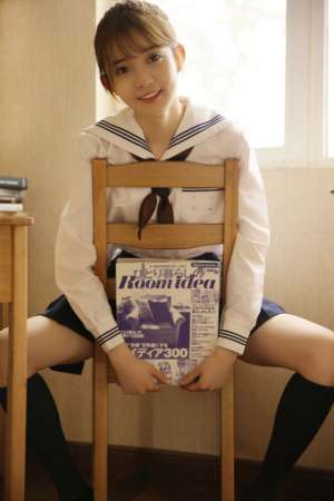 校园女神水手制服风骚丝袜惹火写真