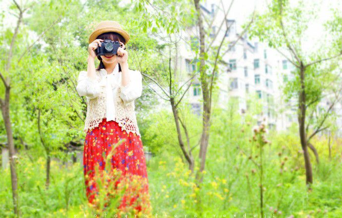 花裙子美女小清新户外高清写真