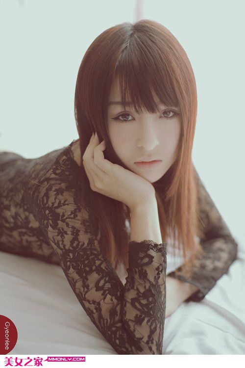 妩媚美女私房诱惑写真