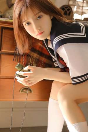 日本校园美少女露肚脐jk制服丝袜写真