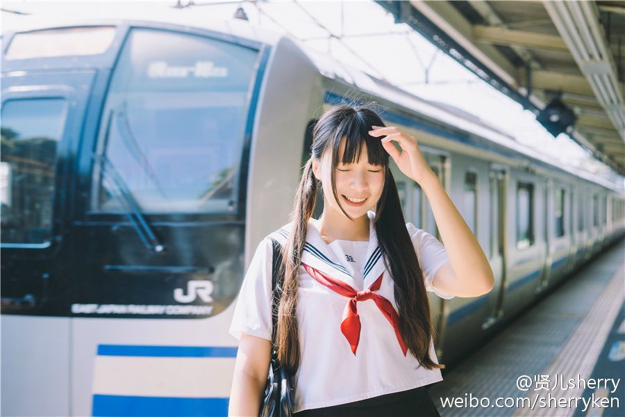 Coser美女贤儿sherry清纯唯美摄影写真