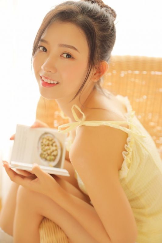极品尤物少女居家白丝可爱萌妹子私房照图片