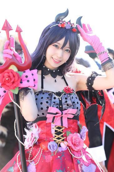 日本偶像秋山依里cos美图欣赏