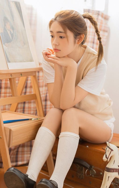 00后校园女孩清新纯真稚嫩丝袜写真