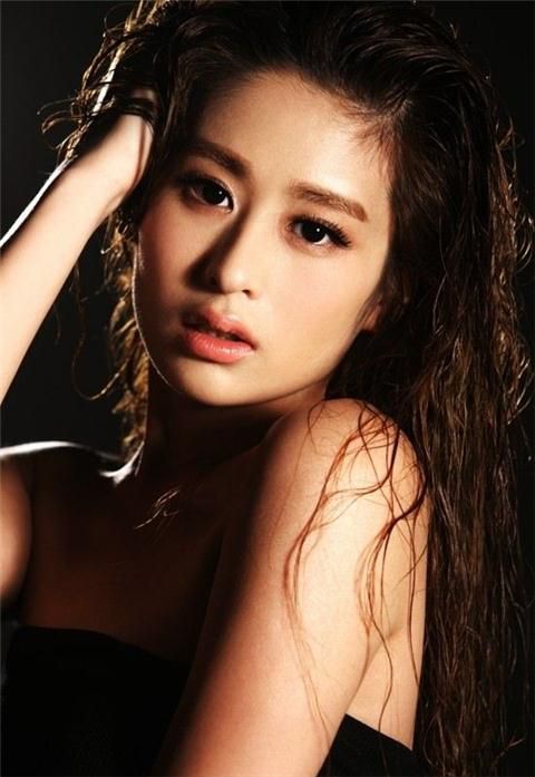 颖儿高清制服写真 猫耳妆扮俏皮可人