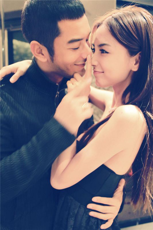 黄晓明携Angelababy杨颖拍摄幸福写真大片