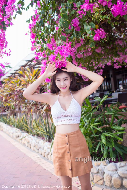 爱蜜社人气平面模特程小烦不烦旅拍写真