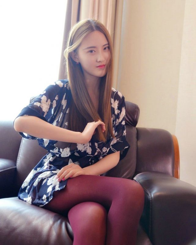 高贵丝袜美女少妇私房成熟气质翘臀风骚写真
