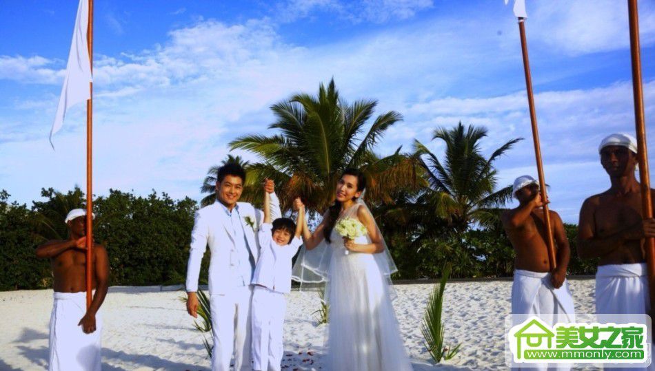 陈若仪与林志颖恩爱婚纱照