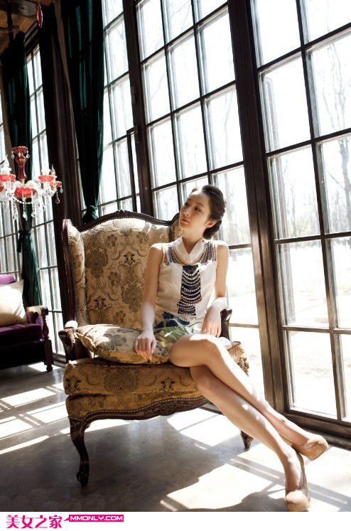 吊带裙美女程媛媛小清新写真