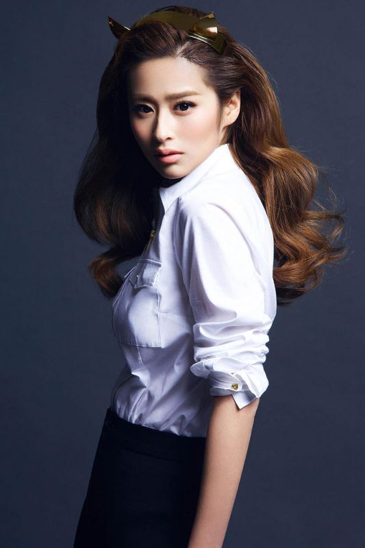 颖儿高清制服写真 猫耳妆扮俏皮可人