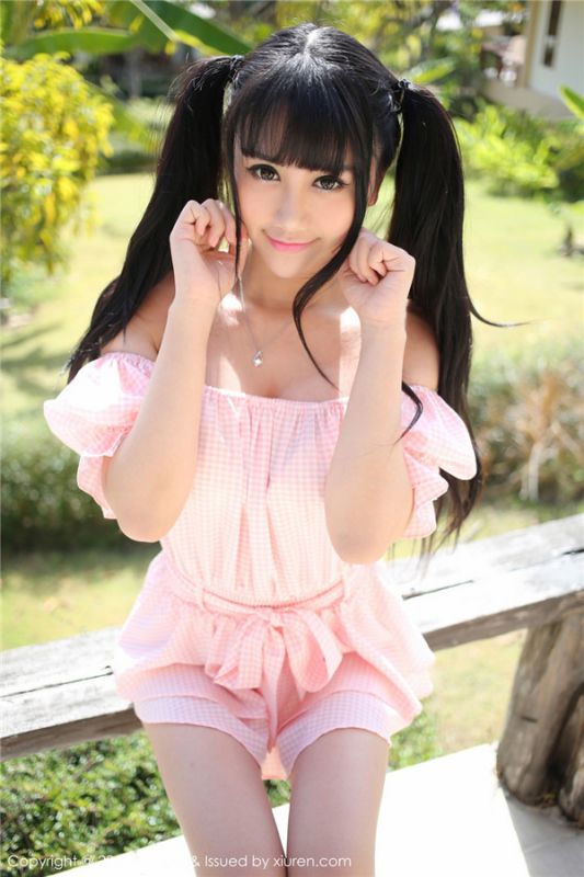 人气模特杨晓青儿高清写真图片