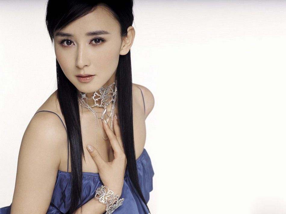 甜美女神胡静迷人写真