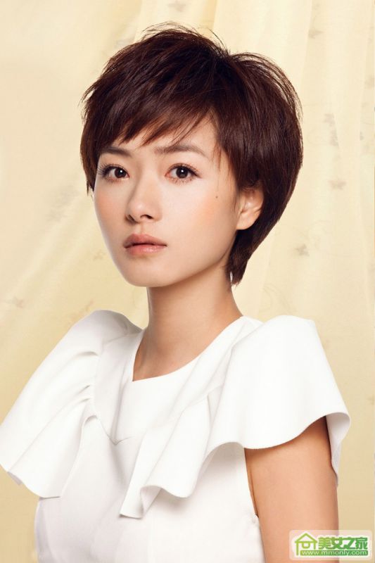 清新美女万茜甜美笑容写真