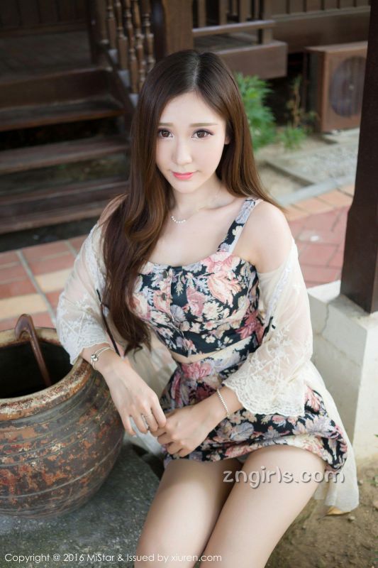 魅妍社内地女模特淼淼萌萌哒清纯旅拍写真