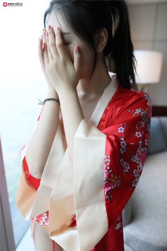 ROSI写真 不愿露脸的小姐姐酒店内大胆人体艺术写真照片第4张