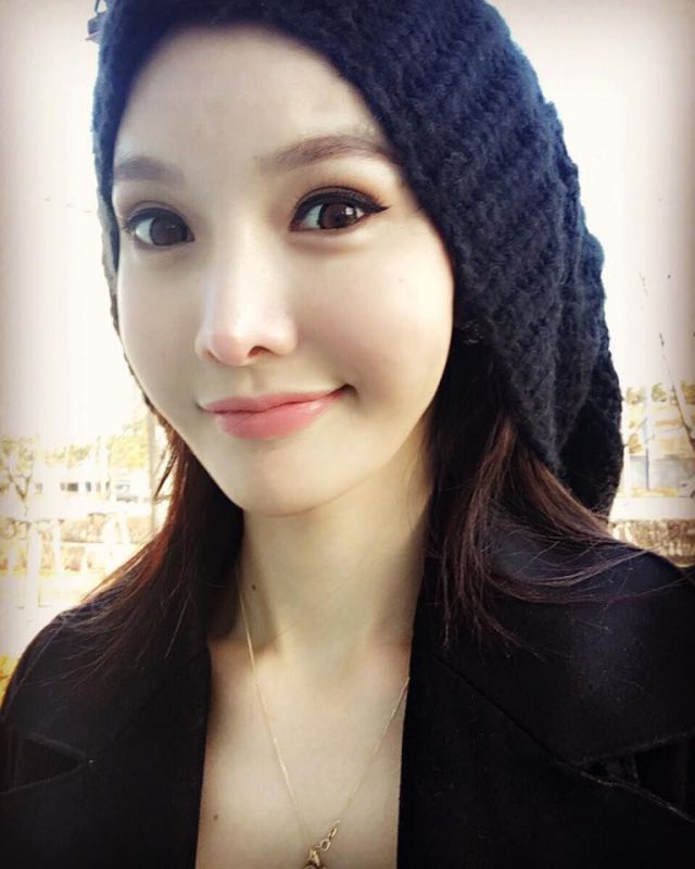 泰国正妹Sophida Rachanon私拍写真图片