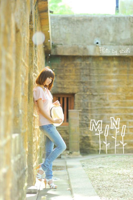 夏日可爱美女清新迷人写真