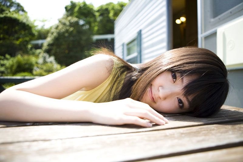 可爱邻家小美眉私房迷人写真