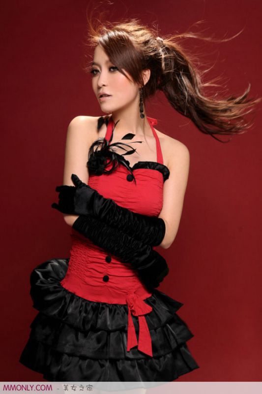 火辣性感美女私房撩人写真