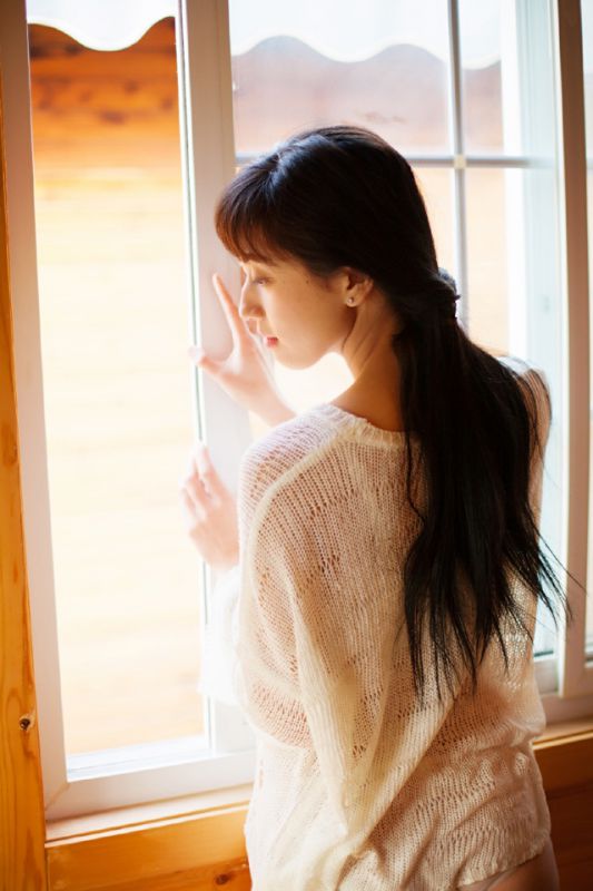 新度娘语希范居家写真大图