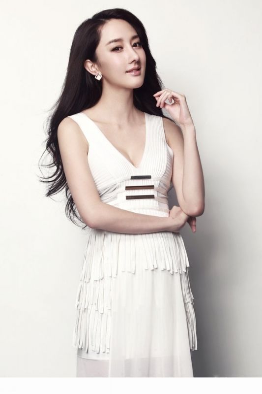 美女文梦洋性感美臀靓丽写真