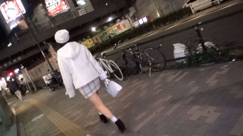 19岁的学生专业番号200GANA1241
